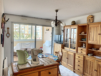 FRONTIGNAN APPARTEMENT 2 PIECES 27M2 + LOGGIA + PARKING A VENDRE