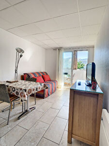 BALARUC-LES-BAINS STUDIO PROCHE THERMES A VENDRE