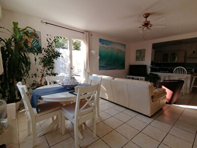 Maison 4 pieces - Hyeres secteur Oratoire