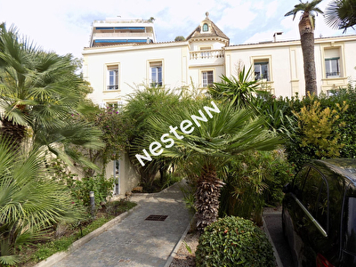 A louer Bail vide Cannes bel appartement 4 pieces bourgeois