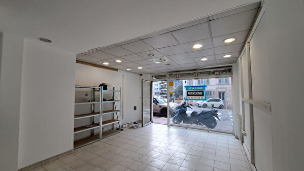 Murs Cannes 1 piece 32.22 m2