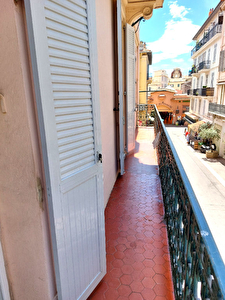 Cannes Location vide grand 2 pieces balcon Forville