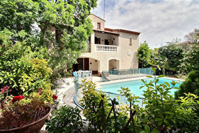 Maison La Garde 5 pieces 170 m2 - Quartier calme et residentiel, 2 logements, piscine, jardin