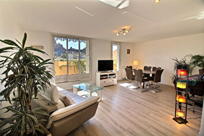 Appartement La Garde 4 pieces 74 m2 - 1er etage, residence securisee, sans travaux