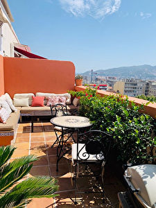 Appartement T3 Marseille 6 eme dernier etage Terrasse et garage