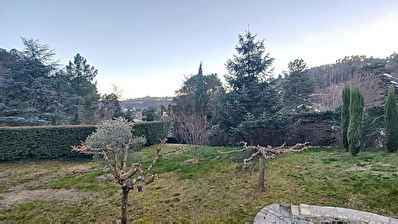 Magnifique Villa avec vue TERRAIN 2270 m2 a AUBENAS