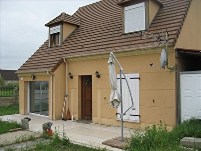 PAVILLON MONTEREAU FAULT YONNE - 5 pieces - 111 m2