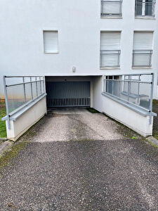 Place de parking en souterrain