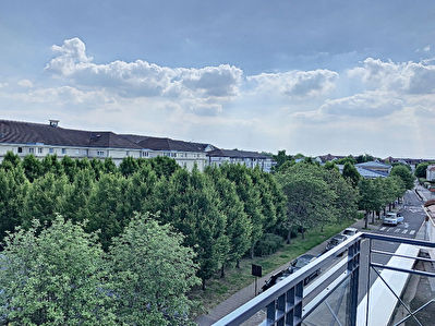 Appartement Bussy Saint Georges proche RER 3 pieces 56m2