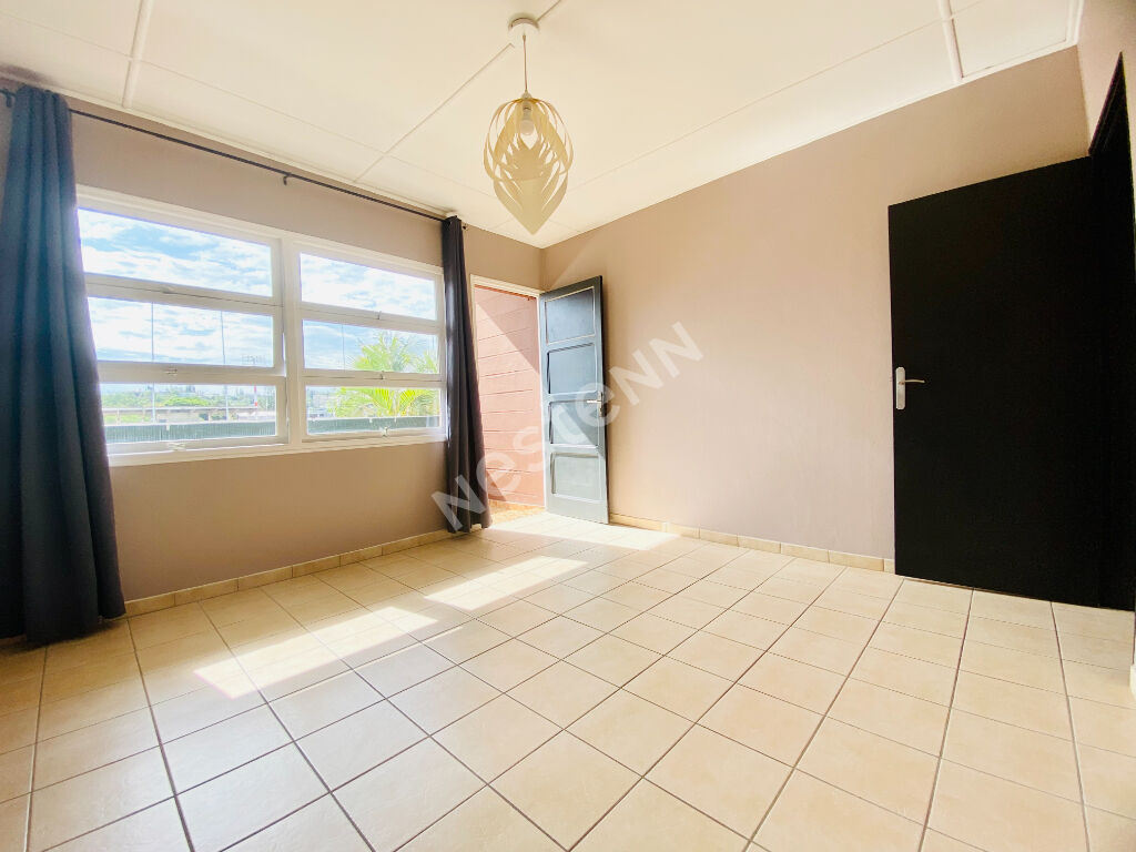 Appartement F2 a Magenta