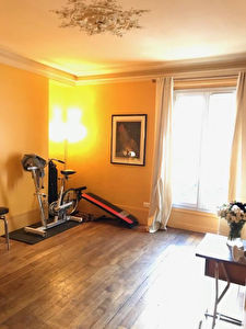 Appartement de 3 pieces avec Charme de l'ancien ! Paris 14eme