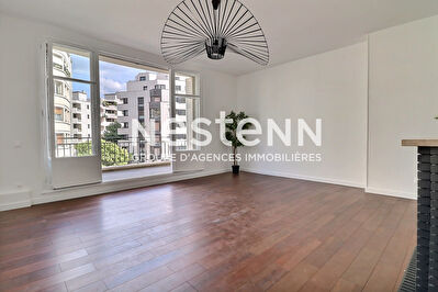 Appartement 3 pieces - 85m2 - rue Philibert Delorme