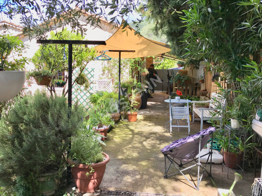 Grasse Saint Mathieu Appartement Rez De Jardin 3p 60 M2