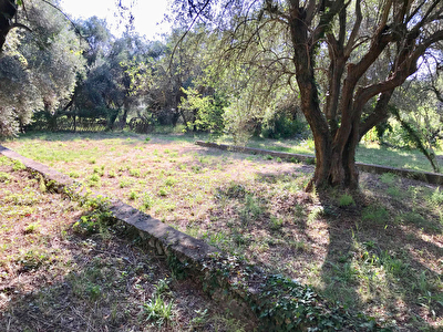 Terrain Peymeinade permis accorde 932 m2