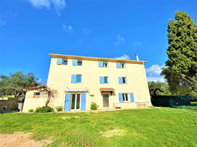 Maison Grasse 5 pieces 120 m2