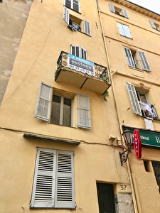 Studio Grasse 27m2 avec balcon