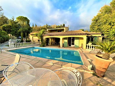 Maison Grasse 6 pieces, 160 m2