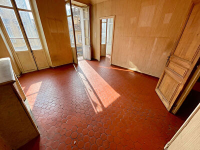 Appartement Grasse 5 pieces 100.04 m2