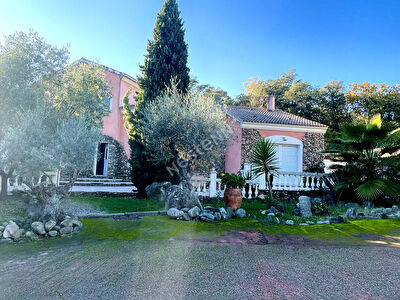 Villa 13 pieces 511 m2