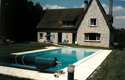Grande demeure avec Piscine Poigny La Foret 9 pieces 395 m2