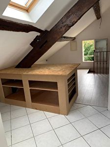 Studio atypique 20 m2 Centre Ville de Rambouillet