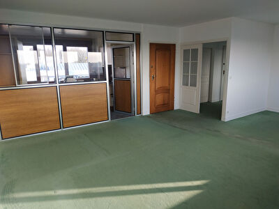 Appartement Rambouillet 3 pieces 112 .51m2 Centre-Ville