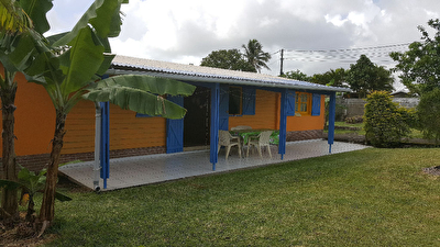 Vend maison 4 pieces de 115 m2 a Saint Benoit