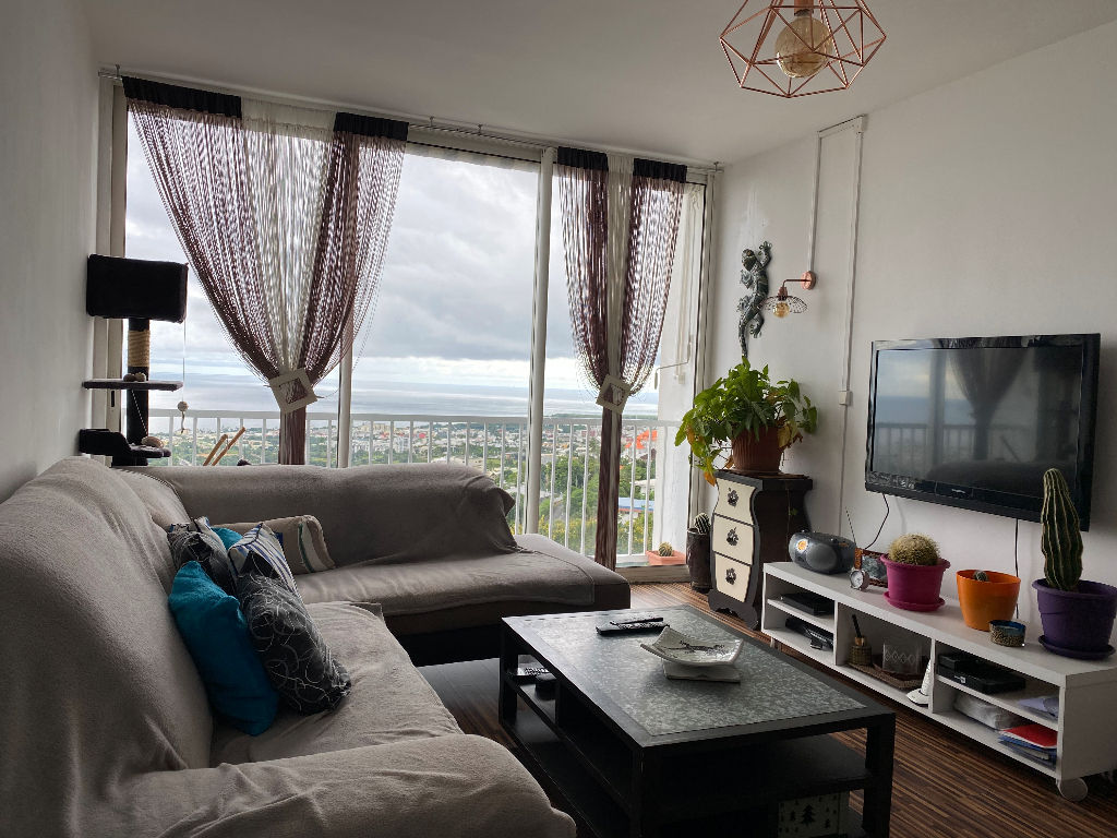 photos n°1 Vend Appartement Saint Denis 3 pièce(s) quartier Saint François