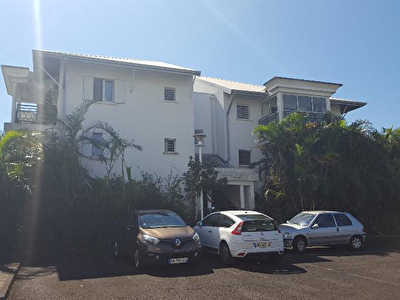 Nestenn vend Appartement T1 Bis de 36m2 a Bras Panon ville.