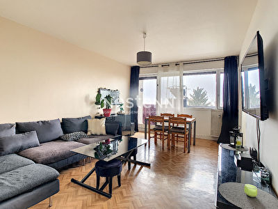 Rillieux la Pape appartement T4 de 3 chambres au 2eme etage avec vue degagee sur lyon