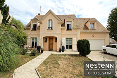 Maison Familiale a Orgerus - F7 de 180m2 - Tout a pieds