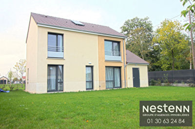 Breval, Maison BBC de 90 m2 sur terrain de 546 m2