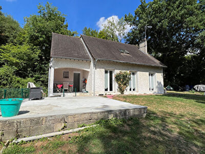 MAISON AVEC SOUS-SOL - BEL ENVIRONNEMENT
