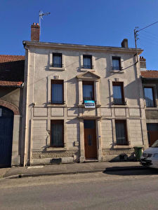 Etain Maison