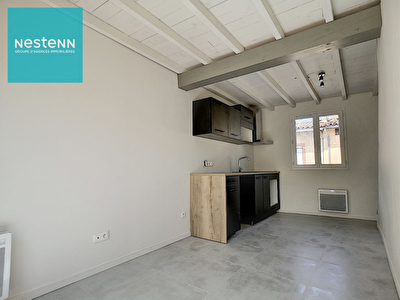 Maison de village a louer, 50m2 avec garage a Villenouvelle