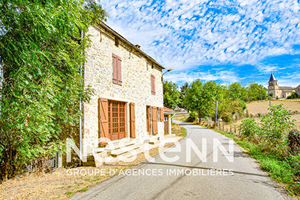 Maison en pierre 90 m2, 5 pieces, grange, vue panoramique sur terrain de 3000 m2