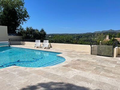 Magnifique villa 5 chambre 217 m2 a la Penne-sur-Huveaune