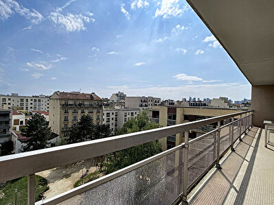 Appartement avec balcon 3 pieces de 68 m2 - Asnieres-sur-Seine