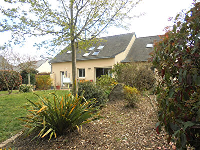 Brissac-Quince - Maison 4 Chbres (Possib. 5) - Garage - Terrain 680m2