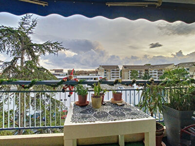 A vendre - Cannes La Bocca - Les Muriers - Appartement 3 pieces avec terrasse et parking