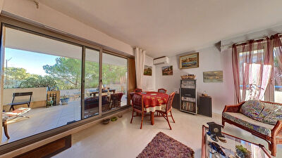 A vendre - Cannes la Bocca - Appartement 3 pieces + Terrasses et garage