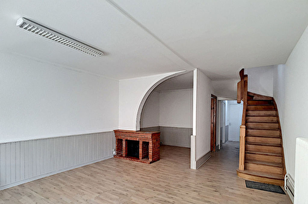 Location maison 3 chambres avec garage a Valence-sur-Baise