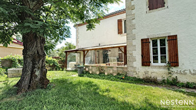 A Vendre Maison en pierre de 125 m2 avec jardin et terrasse a Condom