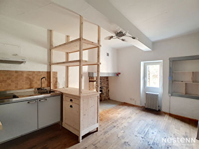 A louer maison de 44 m2 situee au centre de Condom.