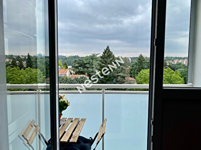 A vendre dernier etage T3 59m2 Tassin-la-Demi Lune