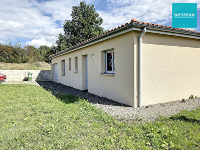 Pouilly Les Feurs Maison Louee de 4 pieces 65.70 m2 sur terrain 707 m2