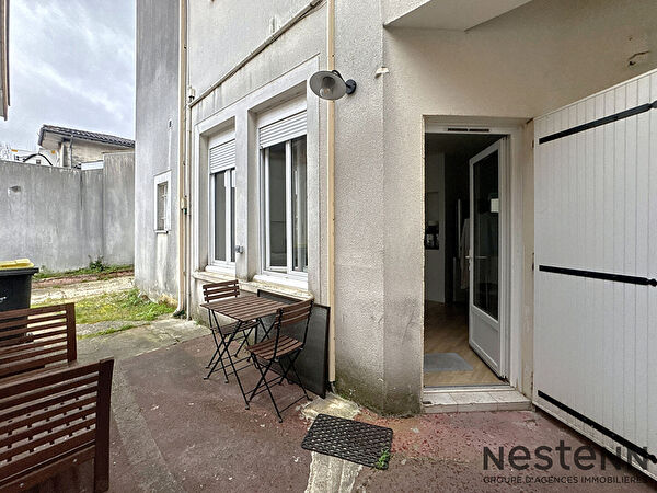 Biganos Centre-Ville ! Appartement 2 pieces de 48 m2 avec terrasse et parking !