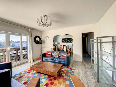 LA TESTE DE BUCH PROCHE PLACE THIERS ! Appartement T5 de 86 m2 avec parking !