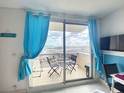 ARCACHON ! Studio avec vue sur le Bassin ! Parking et piscine privee !