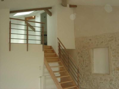 MONTBOUCHER SUR JABRON (26) - DANS BATISSE ANCIENNE, TRES BEL APPARTEMENT DUPLEX DE 69 M2 ENV., OFFRANT ...
